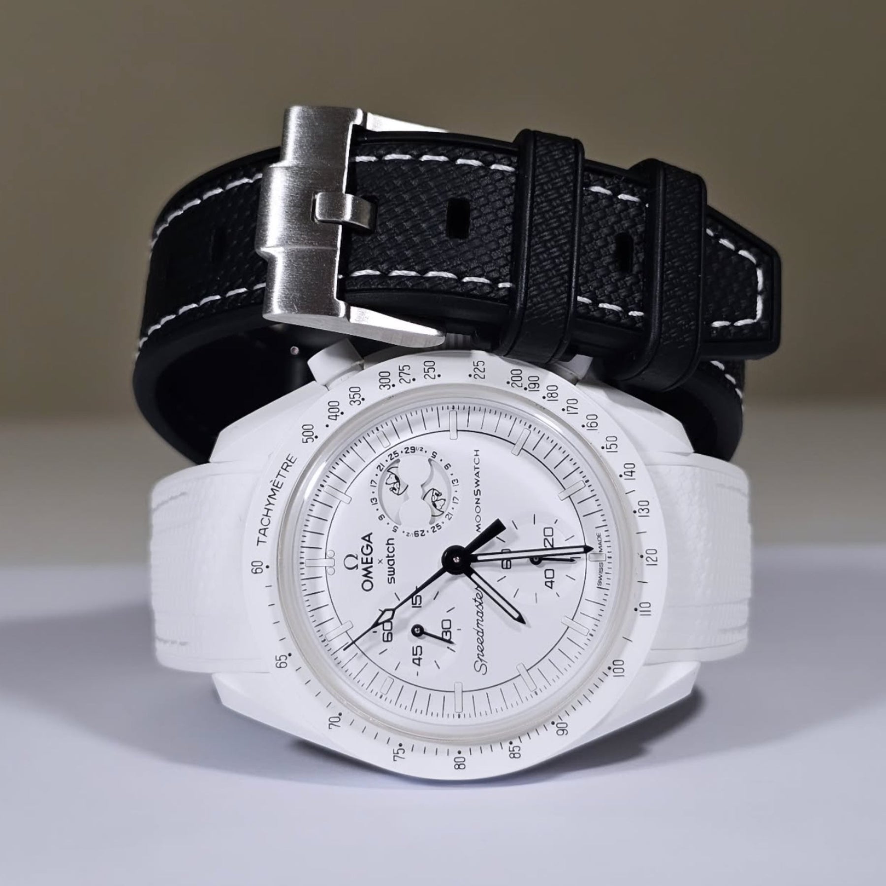 Pulseira de borracha - Para Missão às Fases da Lua - Snoopy | Omega X Swatch | MoonSwatch - Branco com Branco