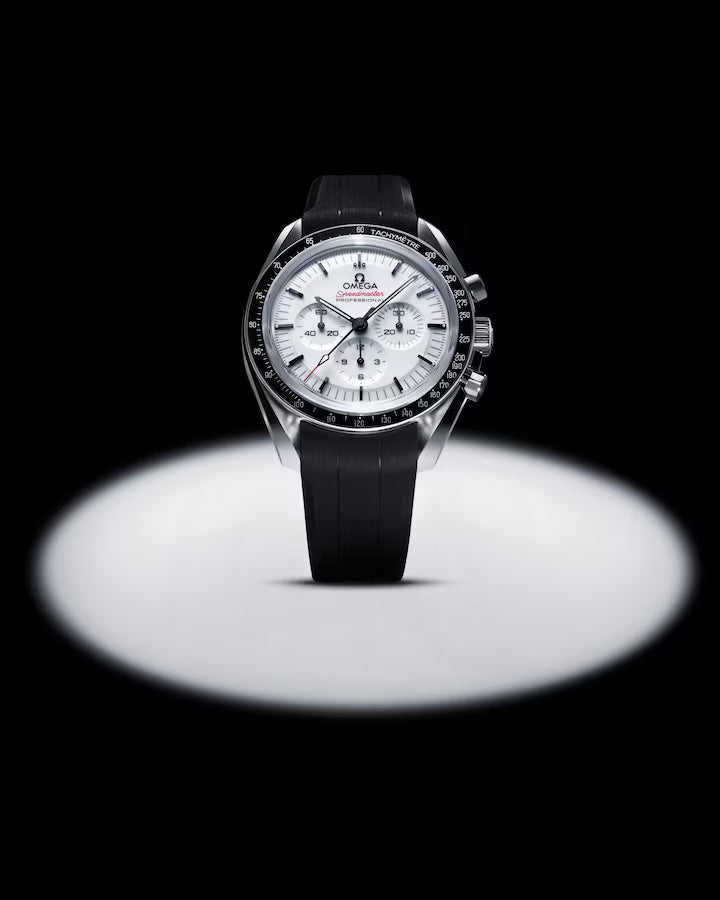 Speedmaster Moonwatch Professional 42 mm, aço em bracelete de borracha